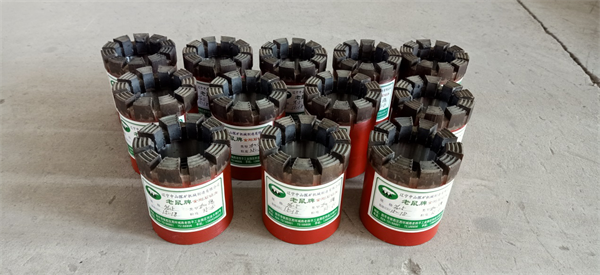 "老鼠牌"金刚石钻头